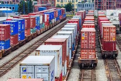 Trasporti terrestri verso Mosca, trasporti ferroviari, spedizionieri